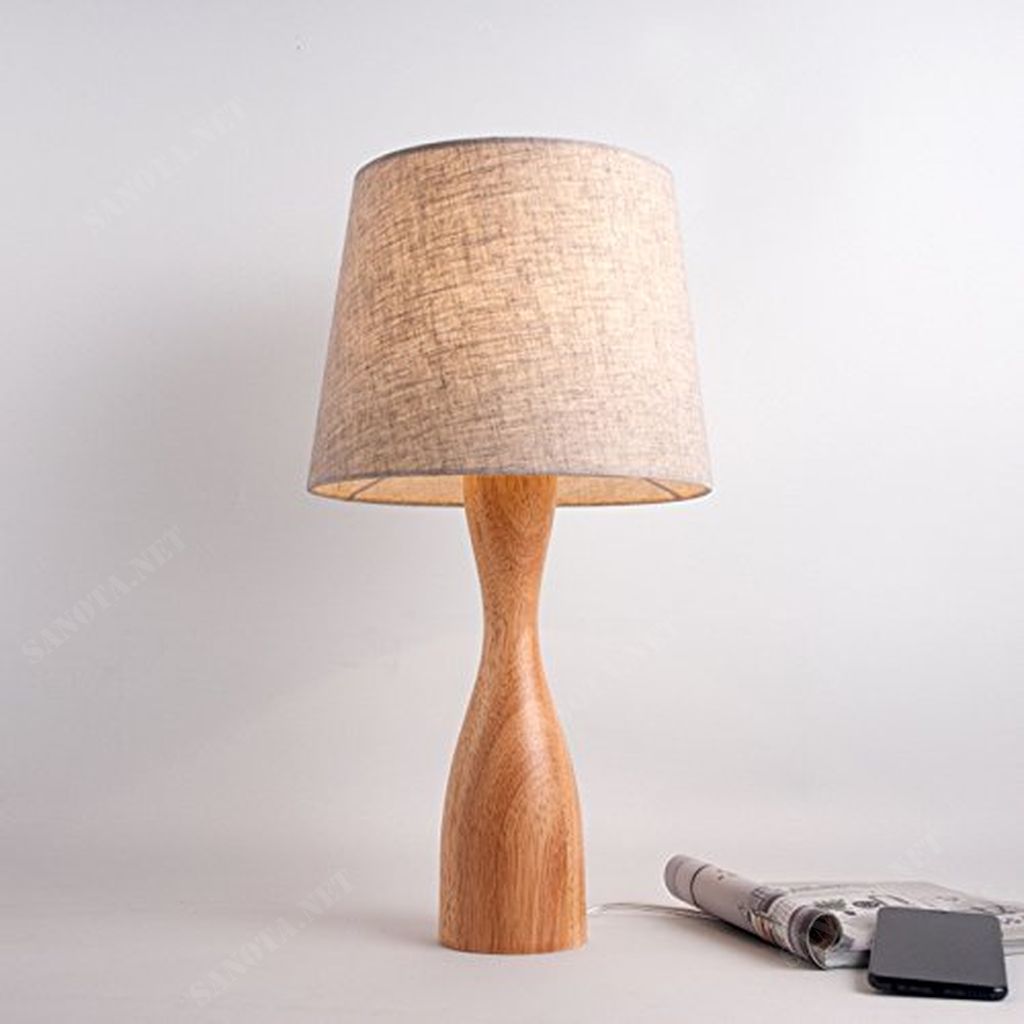 Đèn gỗ để bàn chao vải hiện đại SNT2696