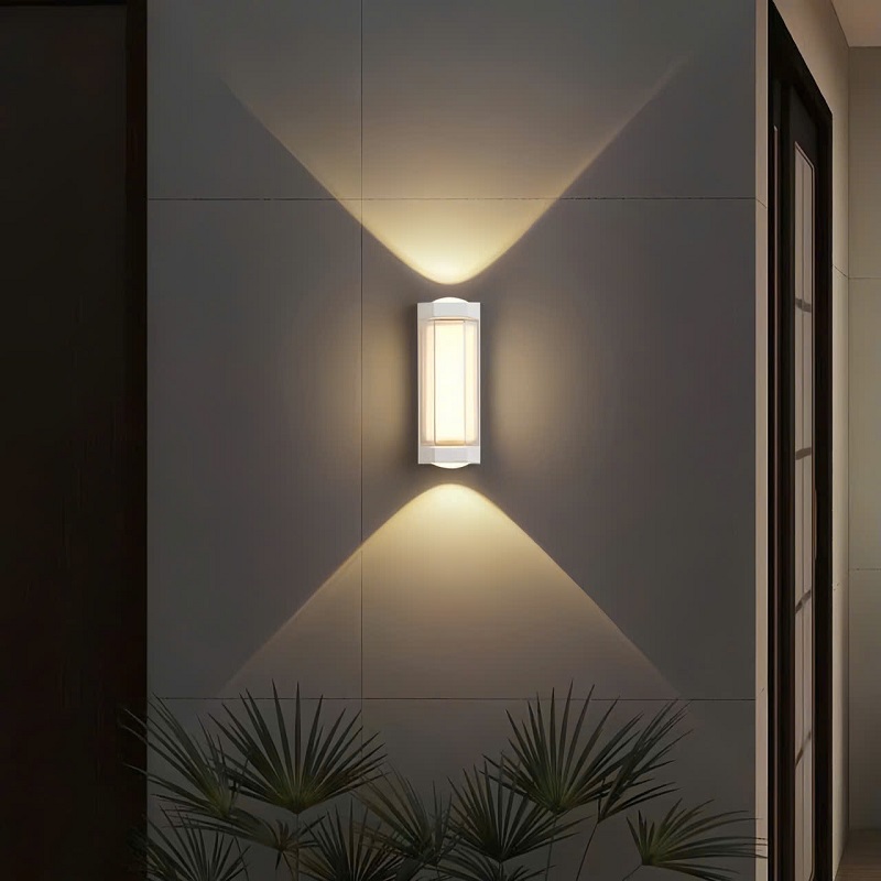 Đèn Gắn Tường Ngoài Trời Trang Trí Sân Vườn SNT6049