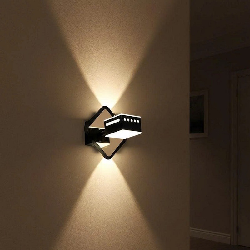 Đèn Tường LED Ngoại Thất Đa Góc Cực Chất SNT6058